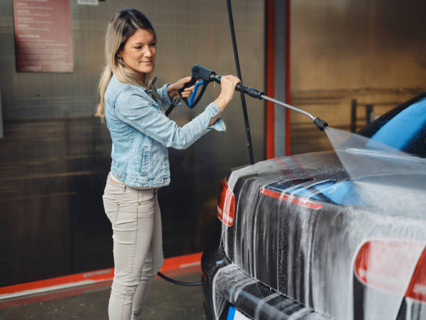 Why Choose Our Certified Pressure Washing Experts for Your Project Needs in Rome, IL?